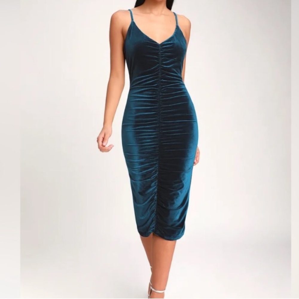 NWT velvet midi dress